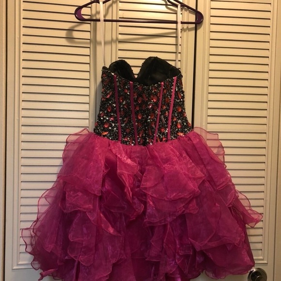 Dresses & Skirts - Prom dress!